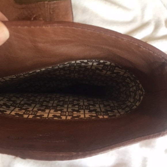 Olive colored Tory Burch boots ladies US size 5 - Picture 7 of 7